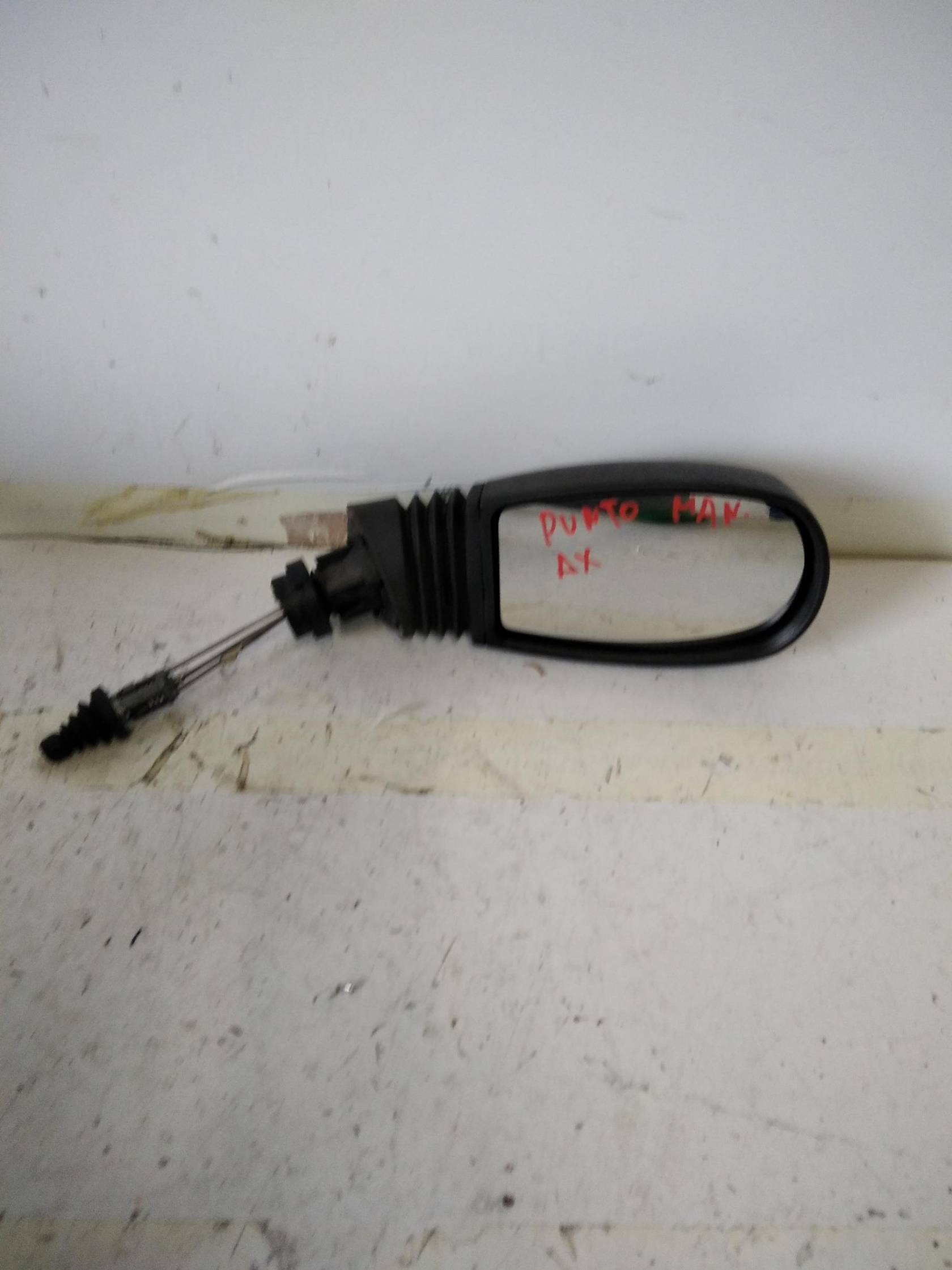 Retrovisore est. dx.